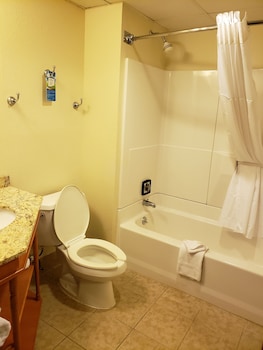 Business Single Room, 2 Queen Beds