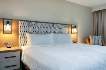 Standard Room, 1 King Bed