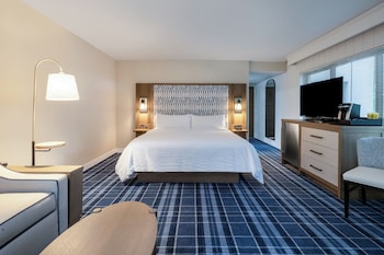 Room, 1 King Bed with Sofa bed, Accessible Bathtub, Balcony (Mobility)