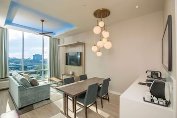 Superior Suite, 1 King Bed (Casino View)