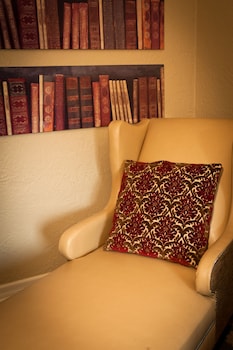 Royal Room, 1 King Bed