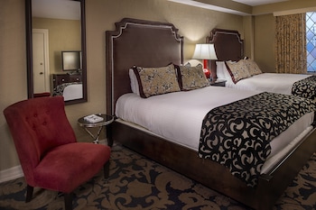 Deluxe Room, 2 Queen Beds