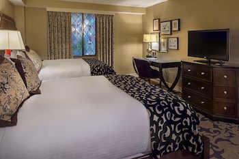Deluxe Room, 2 Queen Beds
