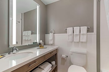 Standard Room, 2 Queen Beds, Non Smoking, Refrigerator & Microwave