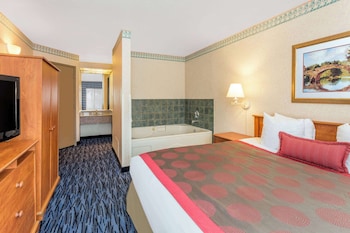 Room, 1 King Bed, Non Smoking, Hot Tub