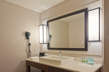 Studio Suite, 2 Queen Beds