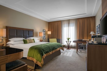 Executive Room, Courtyard View