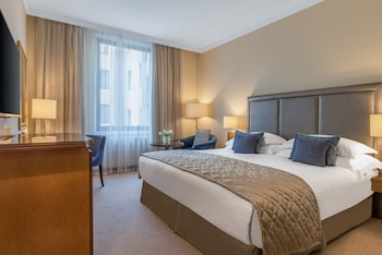 Deluxe Room, Courtyard View