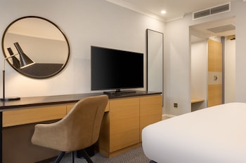 Junior Suite, 1 King Bed