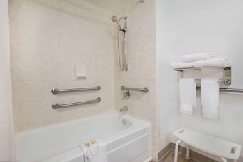 Room, 1 Queen Bed, Accessible, Non Smoking (Mobility Accessible)