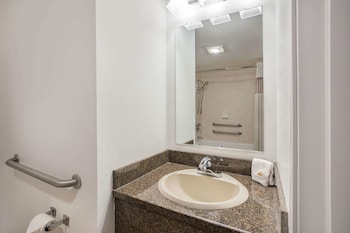 Room, 1 Queen Bed, Accessible, Non Smoking (Mobility Accessible)
