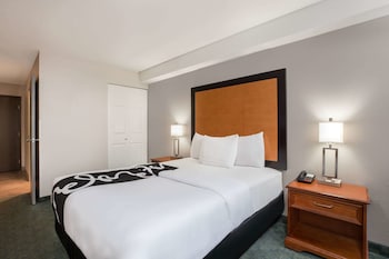 Room, 1 Queen Bed, Accessible, Non Smoking (Mobility Accessible)