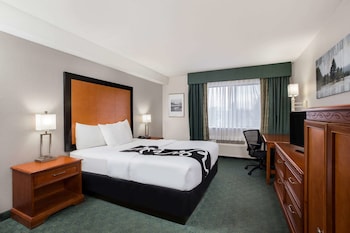 Studio Suite, 1 Queen Bed, Non Smoking