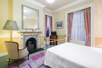 Classic Single Room