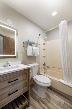 Studio Suite, 1 King Bed, Non Smoking