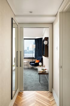 Executive Suite, 1 King Bed
