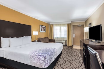Room, 1 King Bed with Sofa bed, Non Smoking