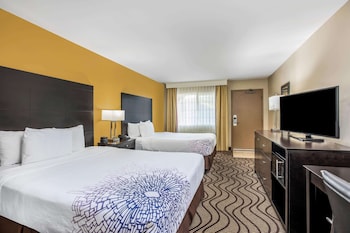 Room, 2 Queen Beds, Accessible, Non Smoking (Mobility Accessible)