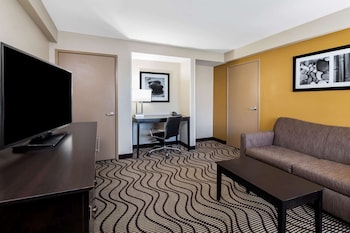 Room, 1 King Bed with Sofa bed, Non Smoking