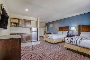 Suite, 2 Queen Beds, Non Smoking