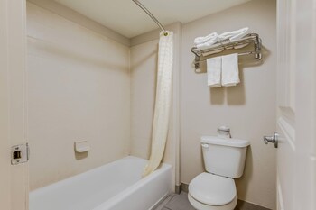 Suite, 2 Double Beds, Smoking (Upgrade)