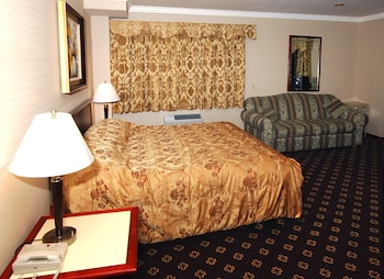 Standard Room, 1 King Bed
