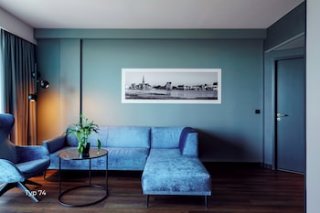 Junior Suite - Harbor View