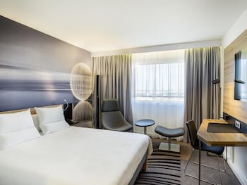Executive Room, 1 Double Bed with Sofa bed