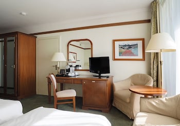 Superior Room, City View
