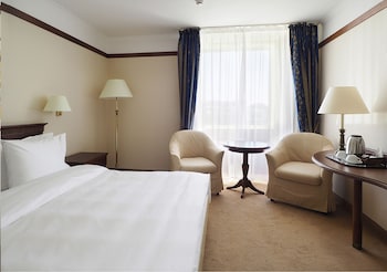 Standard Room, River View