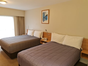 Standard Room, 2 Double Beds