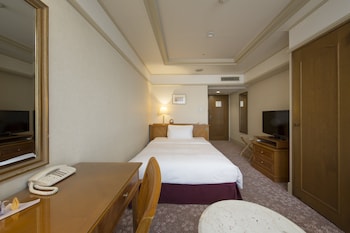 Superior Semi Double Room, Non Smoking (24sqm)