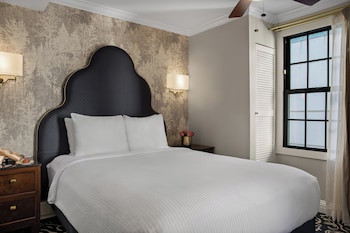 Studio, 1 Queen Bed
