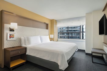 Standard Room, 1 Queen Bed, Accessible (Mobility, Roll-In Shower)