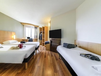 Room, 3 Twin Beds