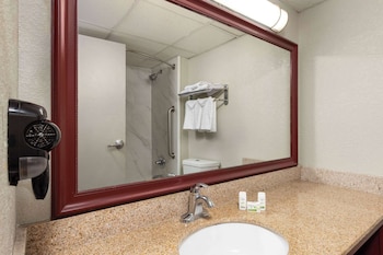 Room, 2 Queen Beds, Non Smoking