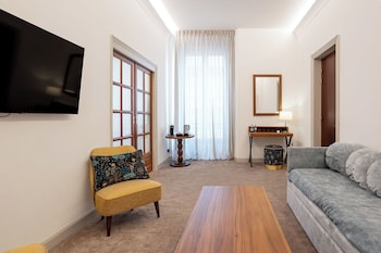 City Suite, City View