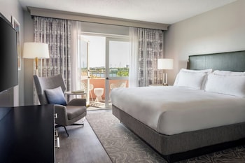 Tower Superior Bayview Suite