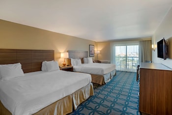 Standard Room, Multiple Beds, Non Smoking, Balcony (Shower Only)