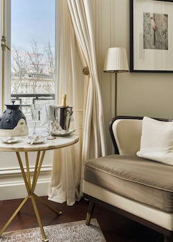Deluxe Twin Room, Garden View