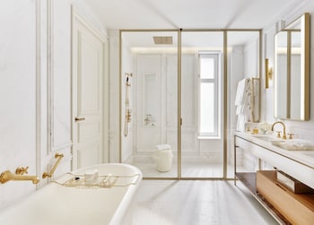Suite (Palm Court)