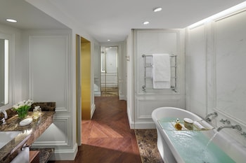 Suite, 2 Bedrooms (Park, King)
