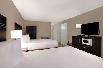 Room, 2 Queen Beds, Non Smoking