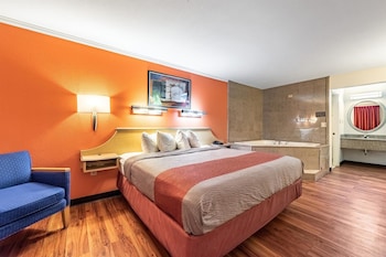Standard Room, 1 King Bed, Non Smoking