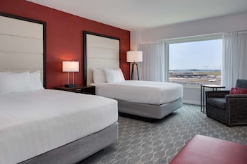 Room, 2 Double Beds (High Floor & Aviation View)