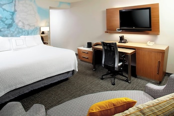 Room, 1 King Bed, Balcony