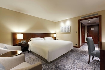 Deluxe Room, 1 King Bed