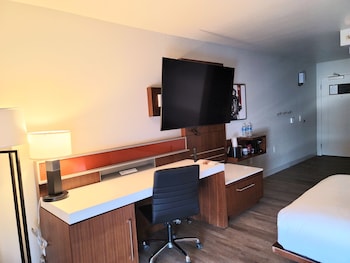 Executive Room, 1 King Bed