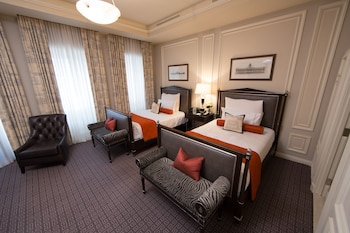 Deluxe Room, 2 Queen Beds