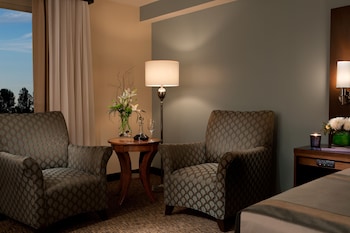 Deluxe Room, 1 King Bed (Standard | View)
